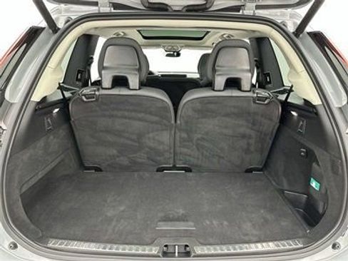 Certified 2025 Volvo XC90 B6 Plus w/ Protection Package Premier image 23