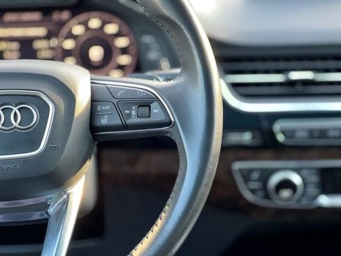 Used 2018 Audi Q7 3.0T Prestige w/ Prestige Package image 37