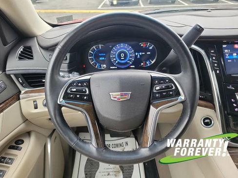 Used 2018 Cadillac Escalade Premium Luxury image 9