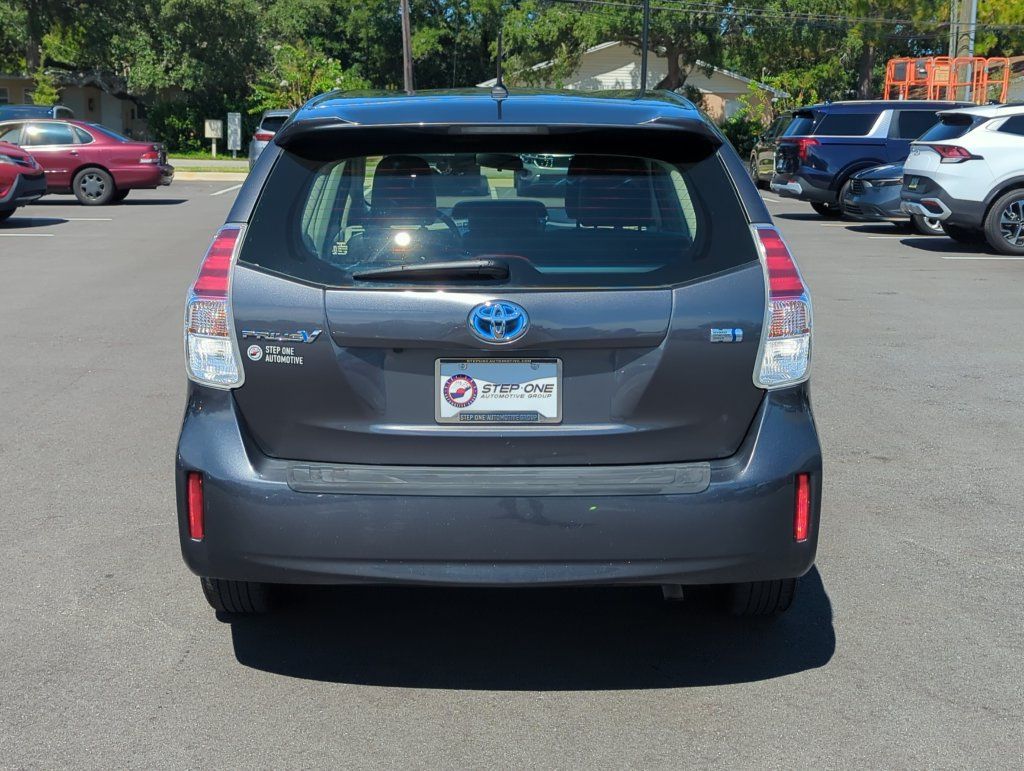 Used 2017 Toyota Prius V Two w/ Carpet Mat Package FWD image 6