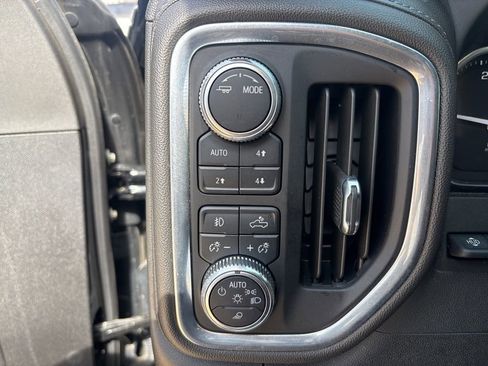 Used 2023 GMC Sierra 2500 Denali w/ Denali Black Diamond Edition image 17