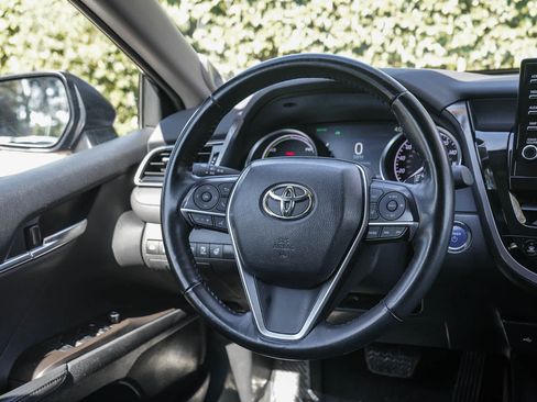 Used 2024 Toyota Camry XLE w/ Navigation Package FWD image 14
