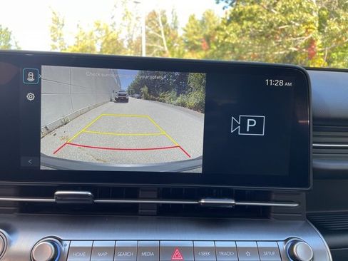 Used 2025 Hyundai Kona SE image 26