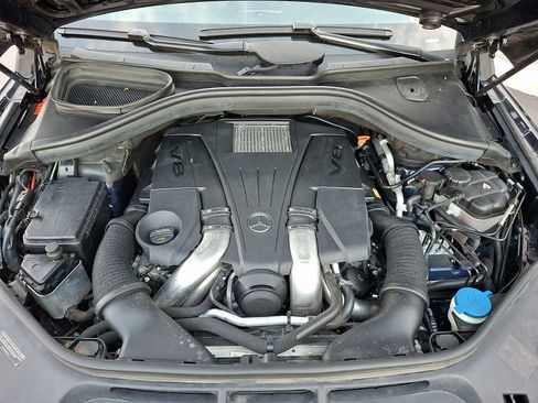 Used 2019 Mercedes-Benz GLS 550 4MATIC image 31