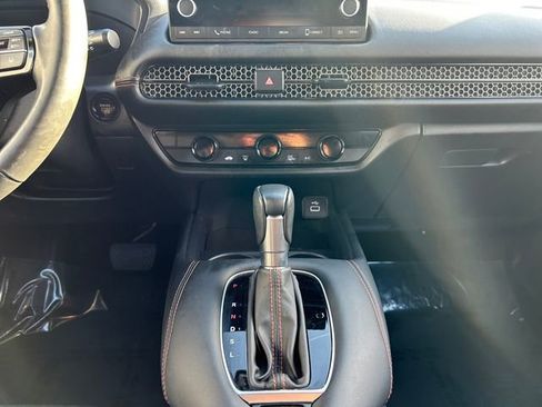 Used 2024 Honda HR-V Sport image 11