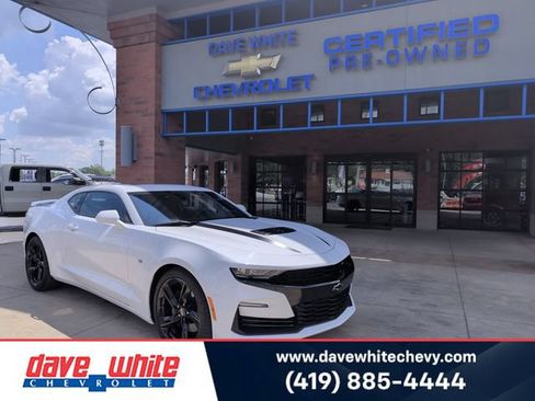 Used 2019 Chevrolet Camaro SS RWD image 1