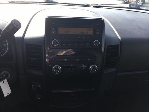 Used 2014 Nissan Titan SV image 17