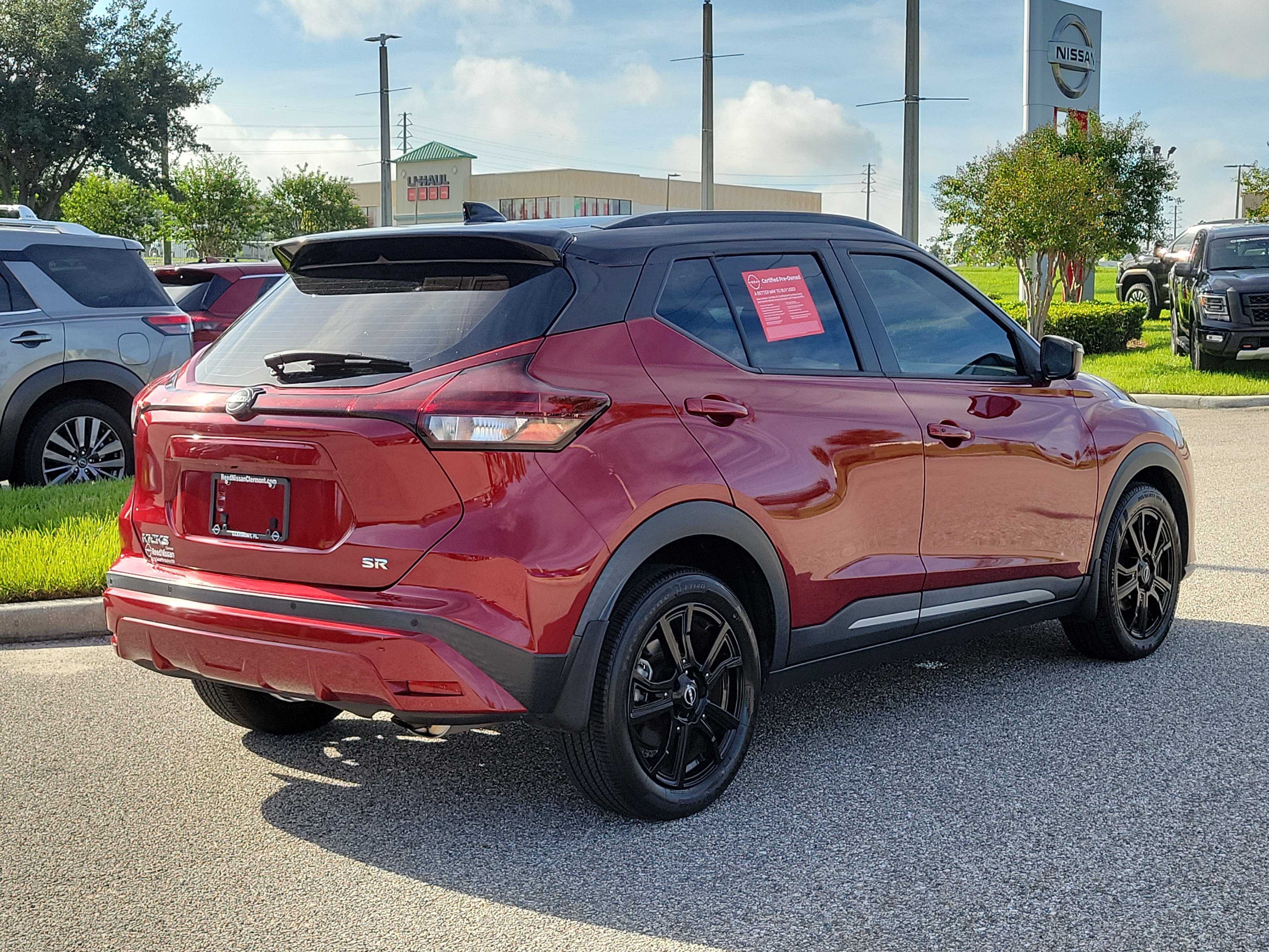 Certified 2023 Nissan Kicks SR FWD image 5