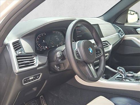 Used 2021 BMW X5 sDrive40i w/ M Sport Package RWD image 10