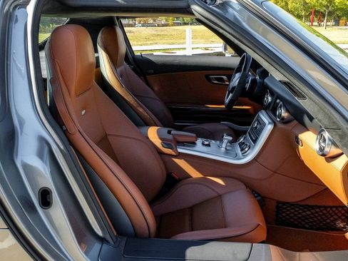 Used 2011 Mercedes-Benz SLS AMG Coupe image 41