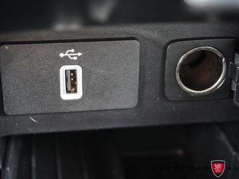 Used 2019 Ford Explorer Platinum image 41