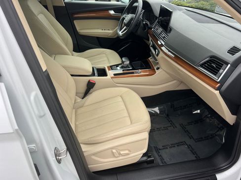 Used 2022 Audi Q5 2.0T Premium Plus w/ Premium Plus Package image 13