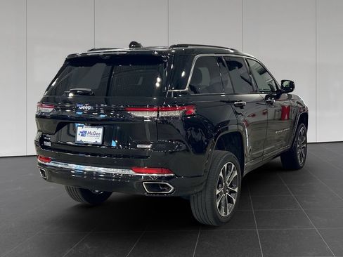Used 2023 Jeep Grand Cherokee Overland w/ Adv Protech Group III AWD/4WD image 5
