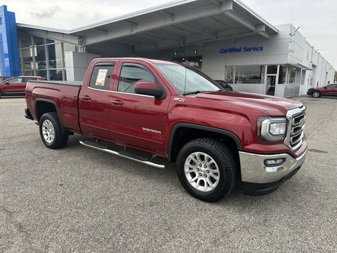 Used 2018 GMC Sierra 1500 SLE w/ SLE Value Package image 3