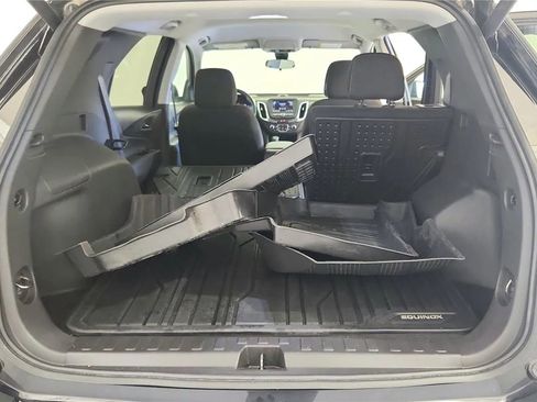 Used 2024 Chevrolet Equinox LT w/ LPO, Floor Liner Package FWD image 19