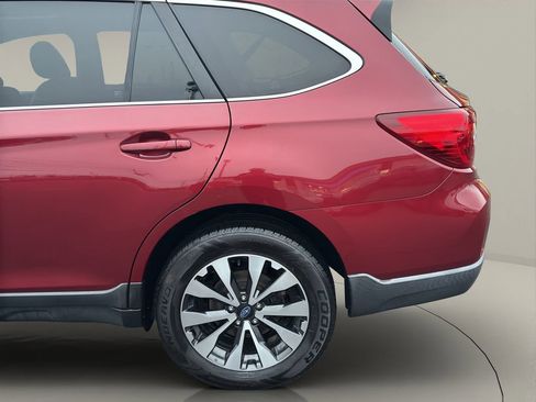 Used 2016 Subaru Outback 2.5i Limited image 24