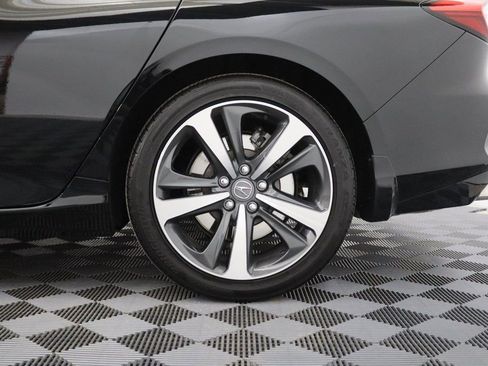 Used 2025 Acura TLX w/ Technology Package image 6