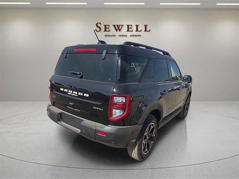 New 2025 Ford Bronco Sport Outer Banks w/ Outer Banks Tech Package+ image 4