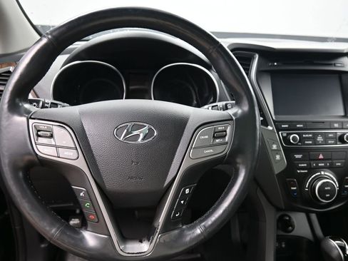 Used 2018 Hyundai Santa Fe Sport image 20
