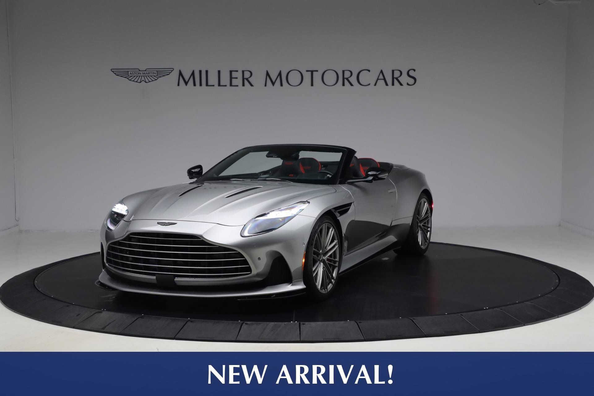 Used 2024 Aston Martin DB12 Convertible RWD image 1