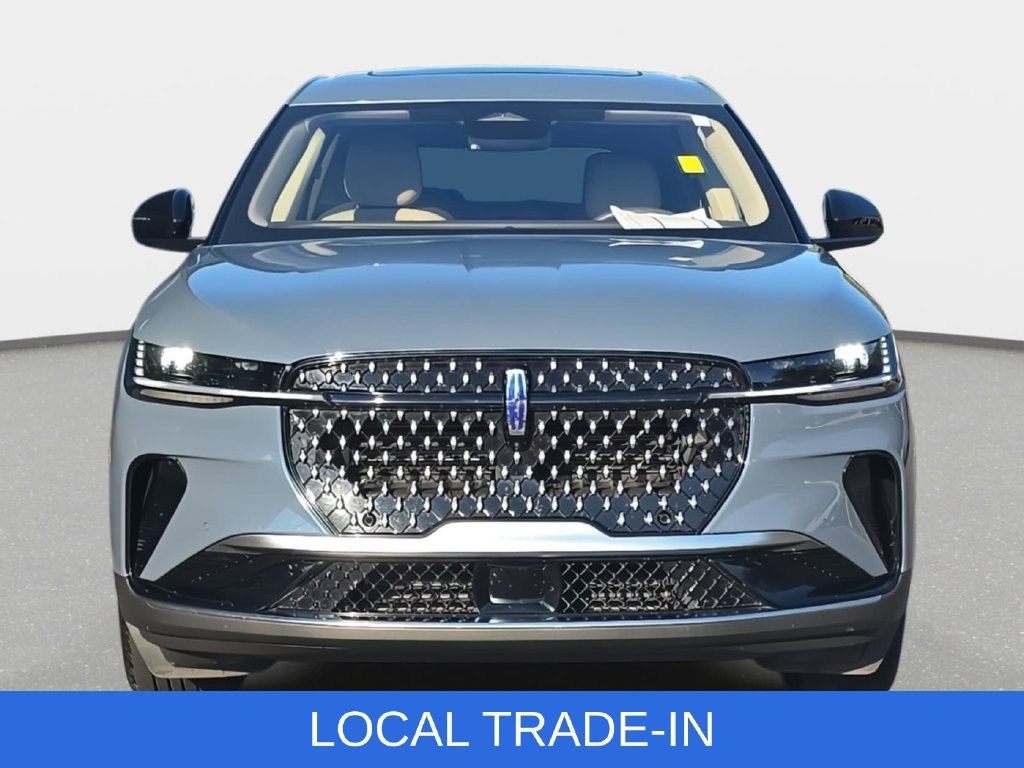 Used 2025 Lincoln Nautilus Premier w/ Equipment Group 102A AWD/4WD image 2
