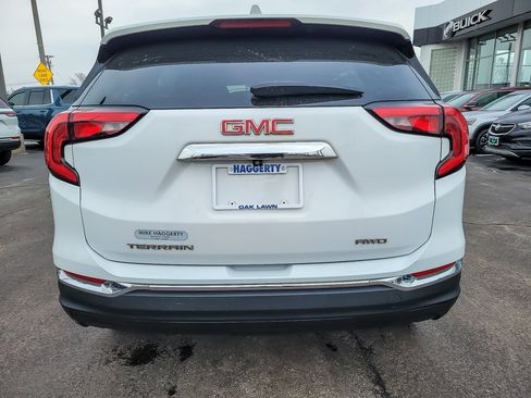 Used 2020 GMC Terrain SLT image 4