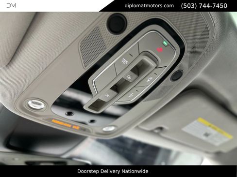 Used 2021 Audi e-tron Prestige image 39