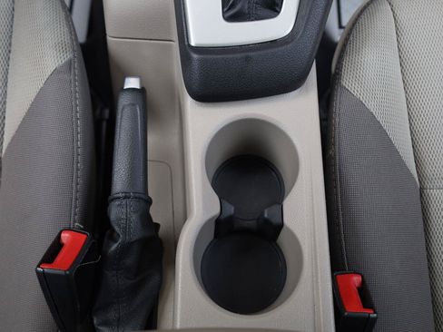 Used 2014 Ford Focus SE FWD image 39