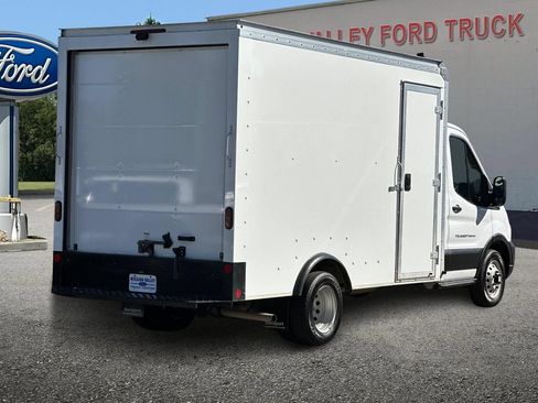 Used 2023 Ford Transit 350 DRW RWD image 4