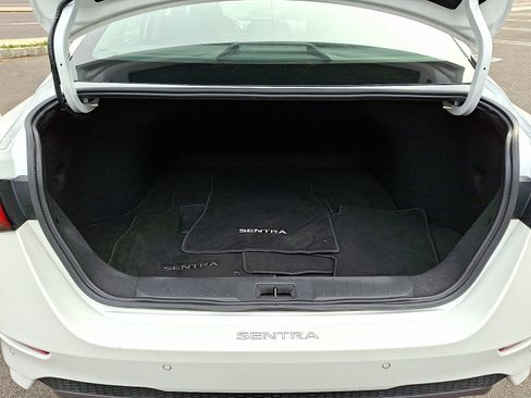 Certified 2023 Nissan Sentra SR w/ Electronics Package image 29