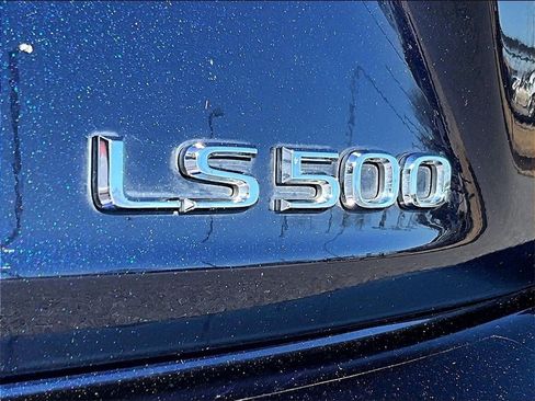 Used 2022 Lexus LS 500 w/ Interior Upgrade Package image 22