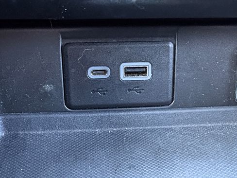 Used 2021 Chevrolet Tahoe LT image 21