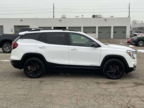 Certified 2023 GMC Terrain SLE w/ Driver Convenience Package image 3