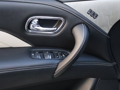 Used 2019 INFINITI QX80 Limited w/ All-Season Package image 20