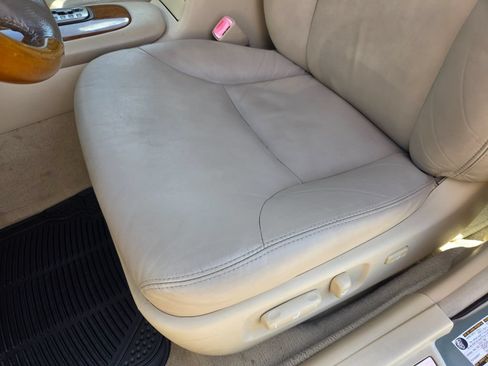 Used 2005 Lexus ES 330 FWD image 16