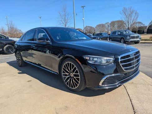 Certified 2022 Mercedes-Benz S 500 4MATIC image 3
