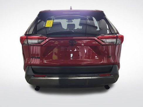 Used 2023 Toyota RAV4 LE FWD image 10
