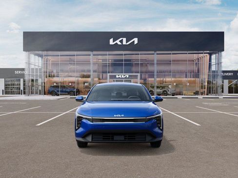 New 2026 Kia K4 FWD image 2