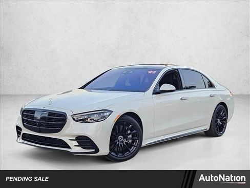 Used 2022 Mercedes-Benz S 500 4MATIC image 1