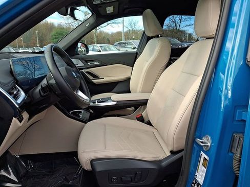 Certified 2025 BMW X1 xDrive28i w/ Premium Package image 13