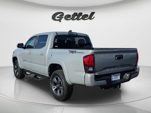 Used 2019 Toyota Tacoma TRD Sport RWD image 7