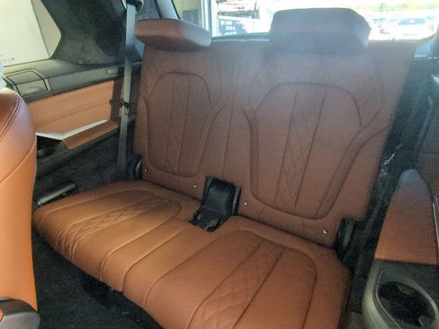 New 2026 BMW X7 xDrive40i w/ Executive Package image 30