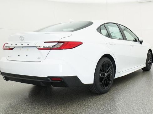 New 2026 Toyota Camry SE FWD image 4