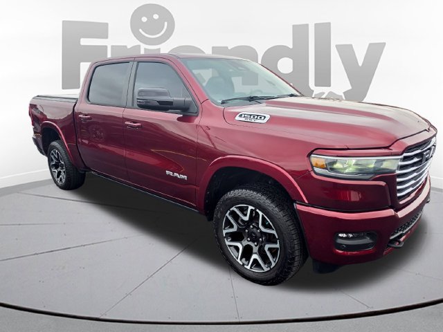 Used 2025 RAM 1500 Laramie AWD/4WD image 3