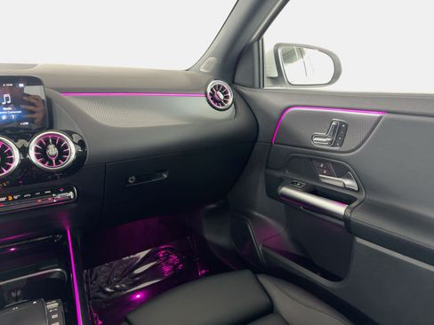 Used 2023 Mercedes-Benz GLA 250 GLA 250 w/ Premium Package image 29