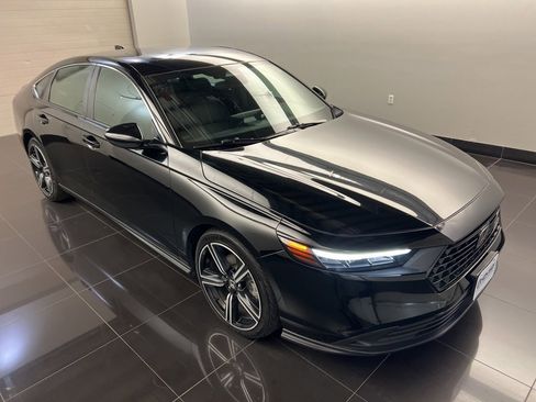 Used 2024 Honda Accord Sport image 1