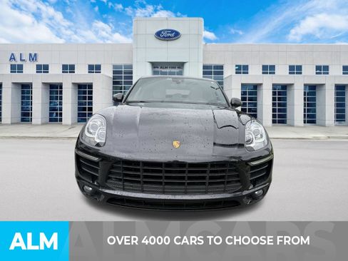 Used 2017 Porsche Macan AWD/4WD image 2
