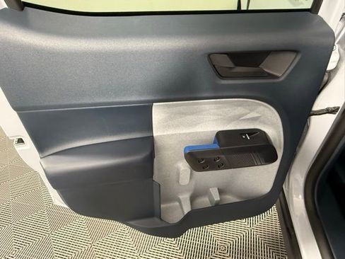 Used 2025 Ford Maverick XLT w/ Equipment Group 302A image 38