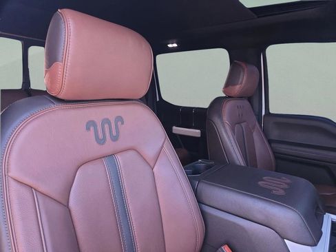 Used 2022 Ford F250 King Ranch w/ King Ranch Ultimate Package image 31