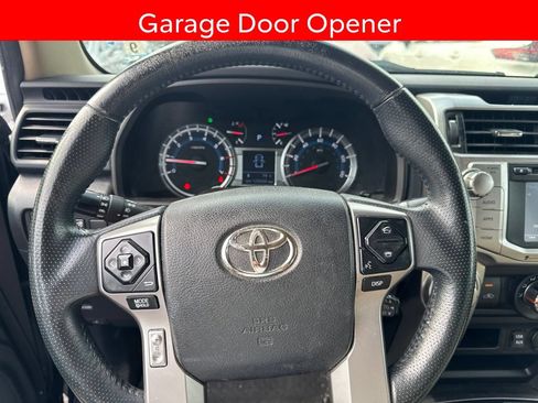 Used 2016 Toyota 4Runner SR5 Premium RWD image 6